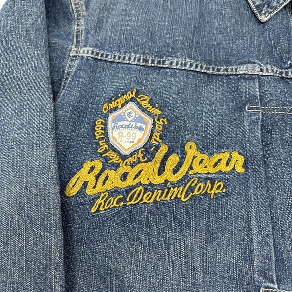 ROCAWEAR Denim Jacket Mens Medium Wash Hip Hop Urban Streetwear 90s Y2K Large - Picture 3 of 16